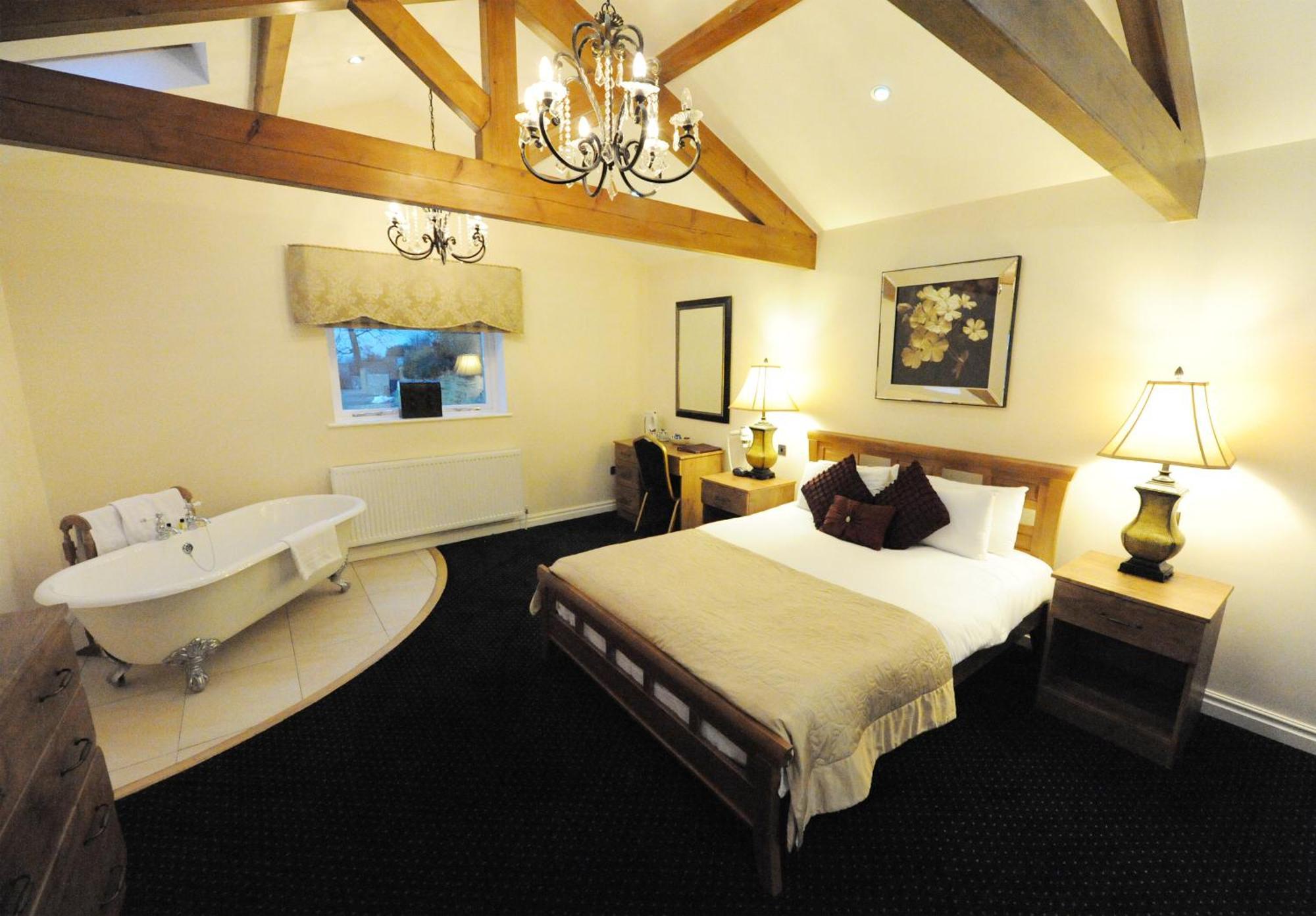 Kings Croft Hotel พอนทีแฟรกต์ ภายนอก รูปภาพ